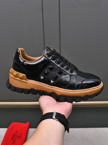 VALENTINO
