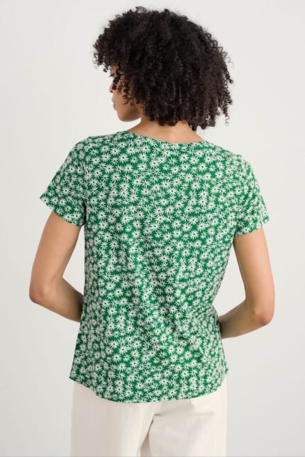 Appletree Keyhole Detail T-Shirt