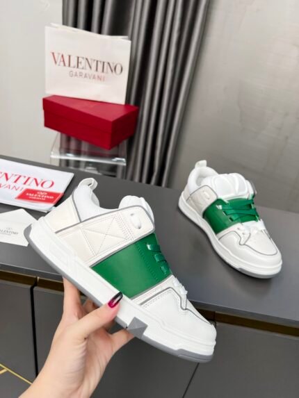 VALENTINO