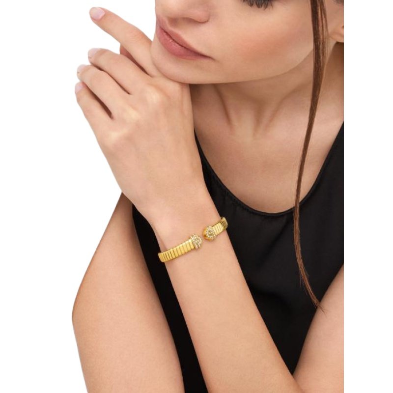 a7003580ef4e9cc3a24dadfc508f165c94e377e6