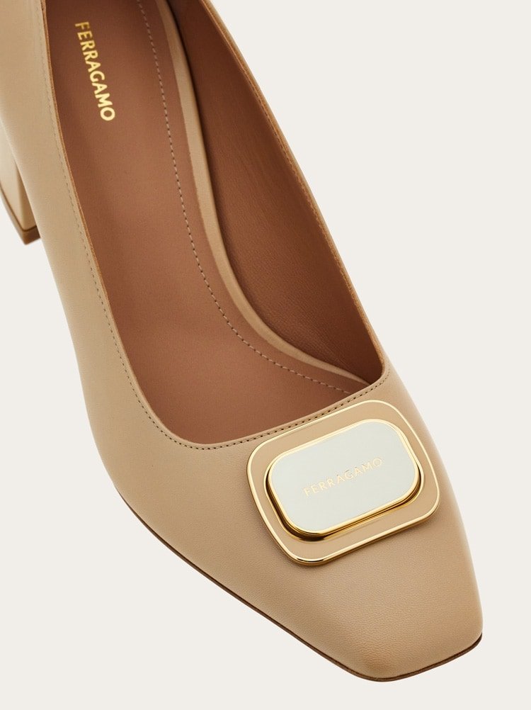 e053216c7f873a708bdae38c8890252d2a0e4bb7