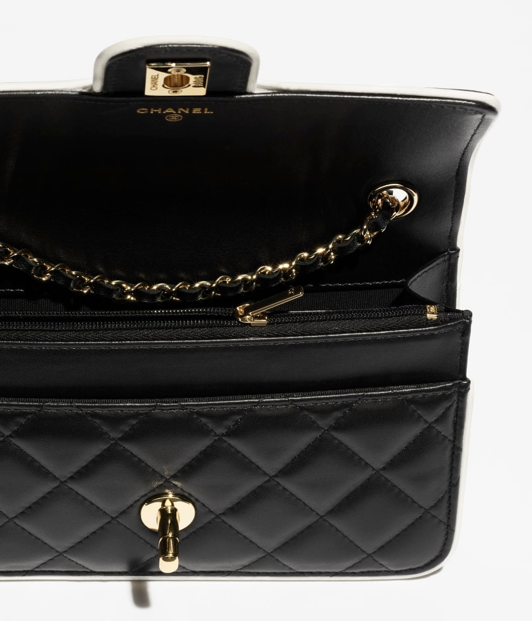 e3380c0150a9779a8380e658e69c8d6dd9ed70bd